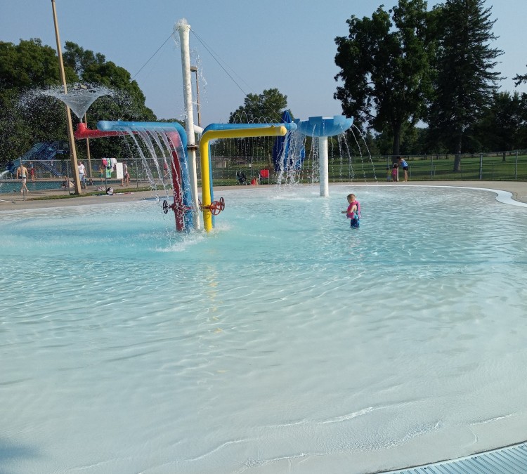 Soldiers Field Swimming Pool (Rochester,&nbspMN)
